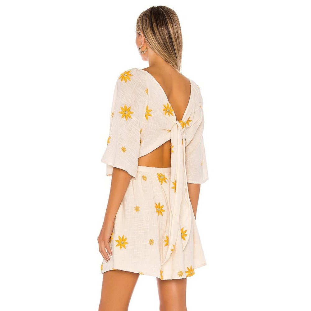 revolve sundress M/L ~ mini embroidered dress with ties